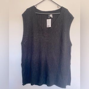 [H&M] V-neck Knit Vest - NWT